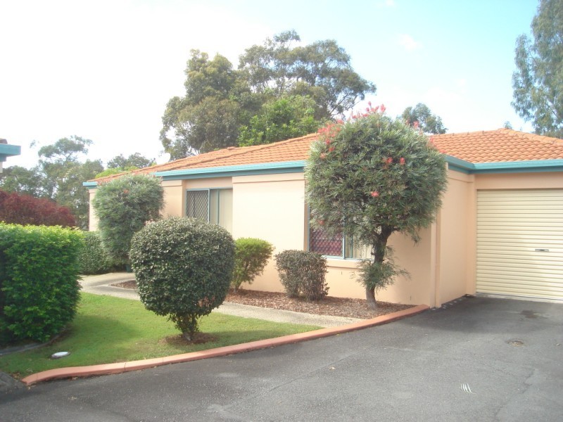 9/222 Central Street, Labrador QLD 4215