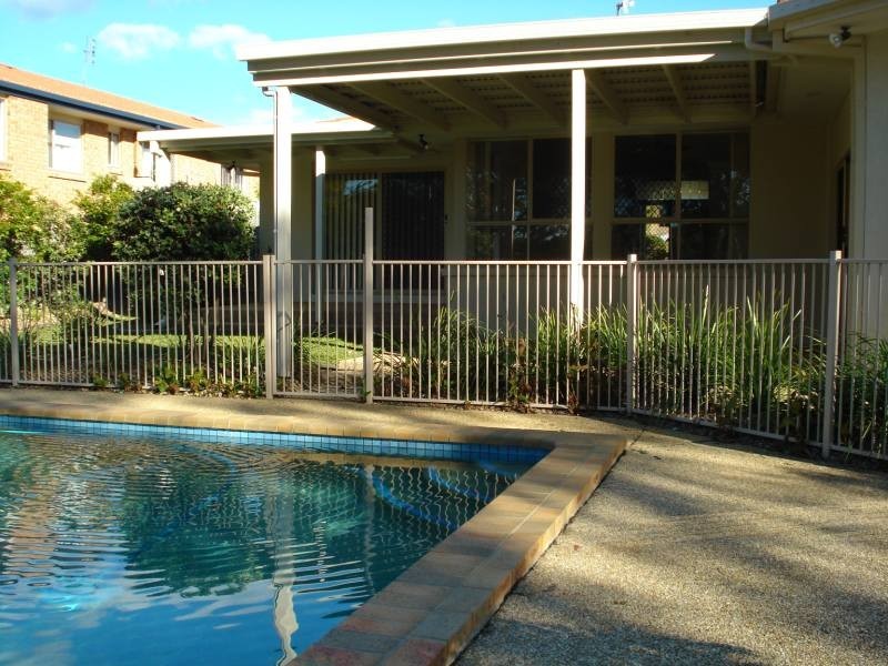 14 Ben Hogan Crescent, Parkwood QLD 4214