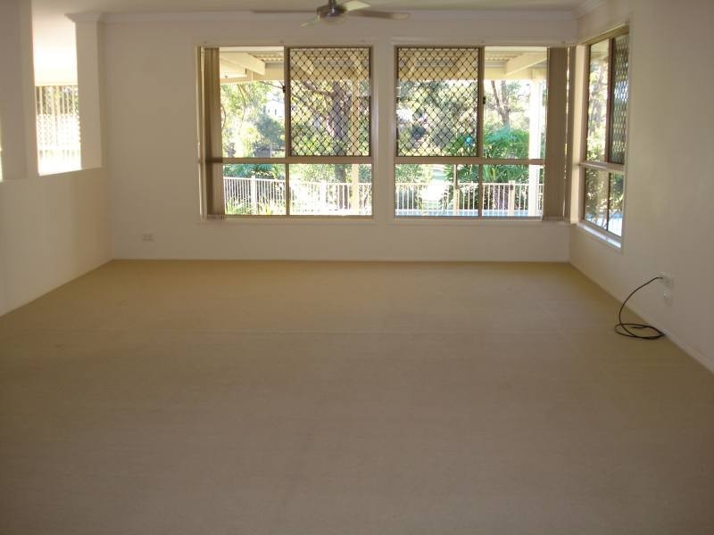 14 Ben Hogan Crescent, Parkwood QLD 4214