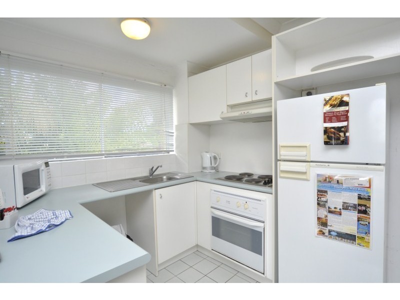 21/125 Frank Street, Labrador QLD 4215