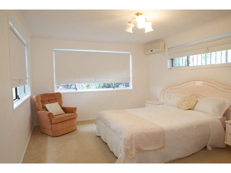 52 Columbus Drive, Hollywell QLD 4216