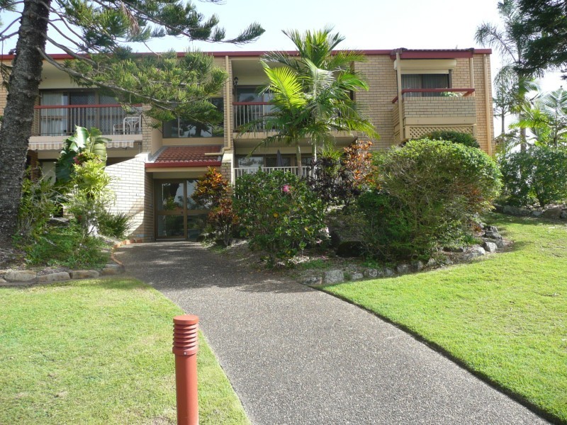 6/106 Bayview Street, Runaway Bay QLD 4216