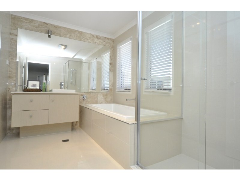 29 Palladium Boulevarde, Hope Island QLD 4212