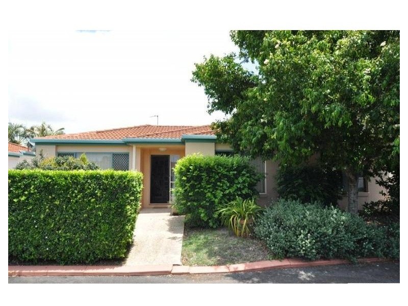 4/222 Central Street, Labrador QLD 4215