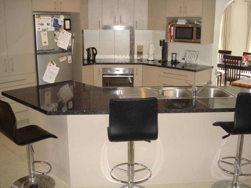 2 Putter Place, Arundel QLD 4214