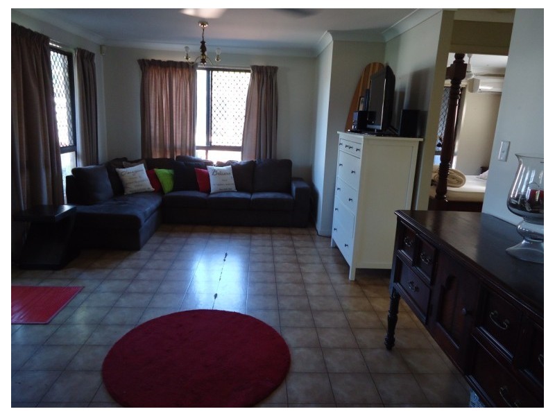 1/11 Jessica Court, Arundel QLD 4214