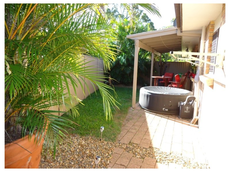 1/11 Jessica Court, Arundel QLD 4214