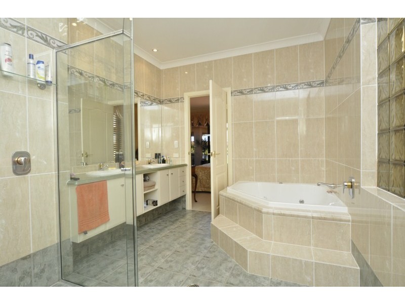 1 Eastpark Waters, Monterey Keys QLD 4212