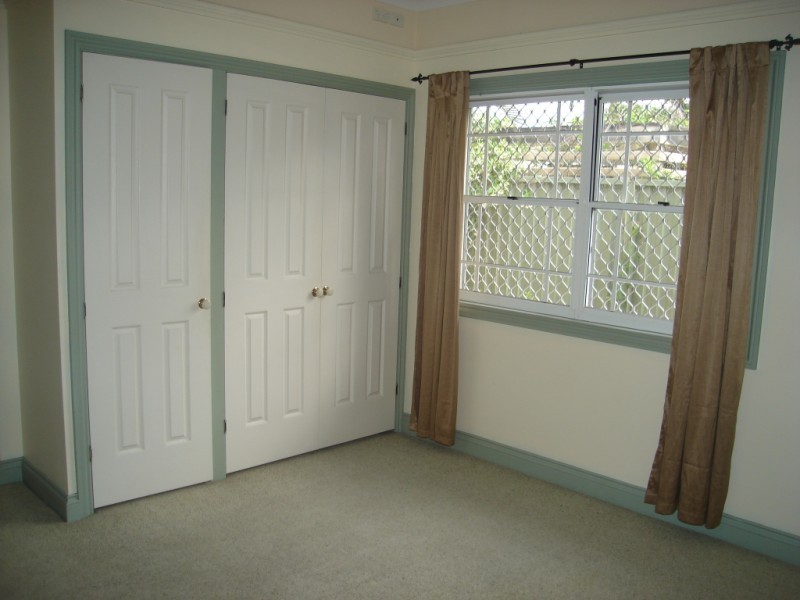 514 Oxley Drive, Runaway Bay QLD 4216