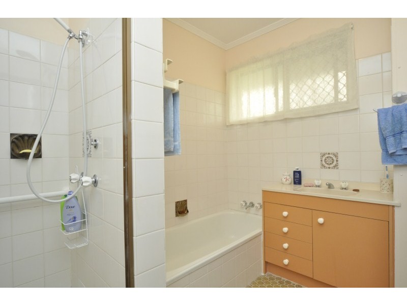 1/13 Errol Avenue, Paradise Point QLD 4216