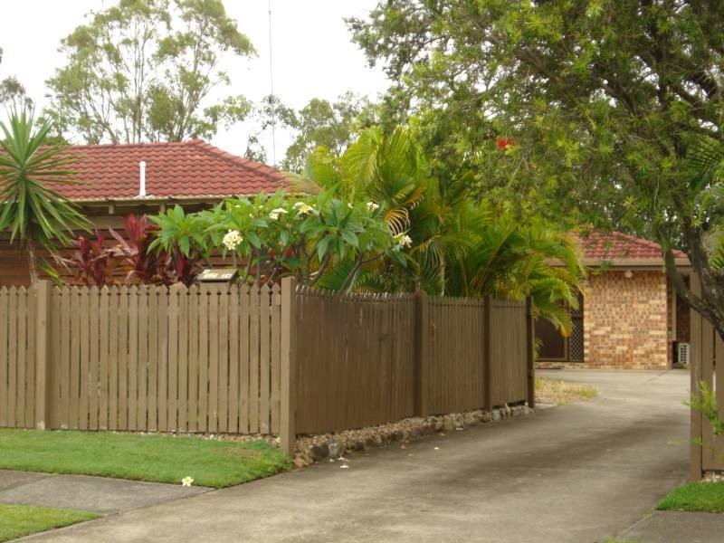 2/74 Botanical Drive, Labrador QLD 4215