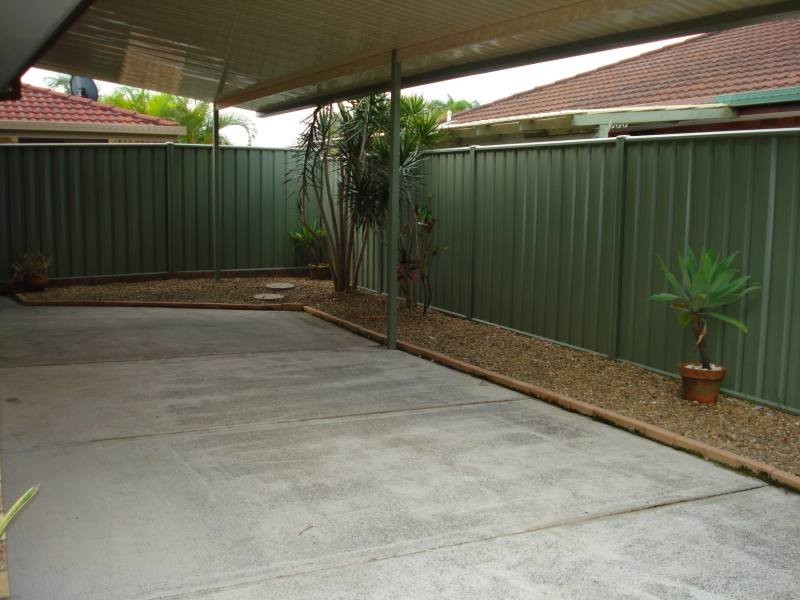 2/74 Botanical Drive, Labrador QLD 4215