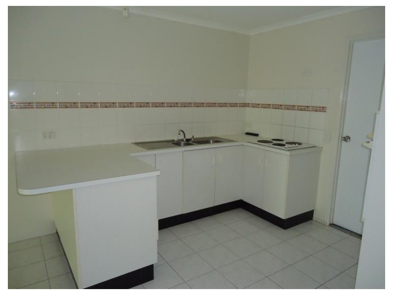 2/24 Broadway Drive, Oxenford QLD 4210