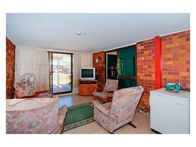 15 Rabaul Avenue, Runaway Bay QLD 4216