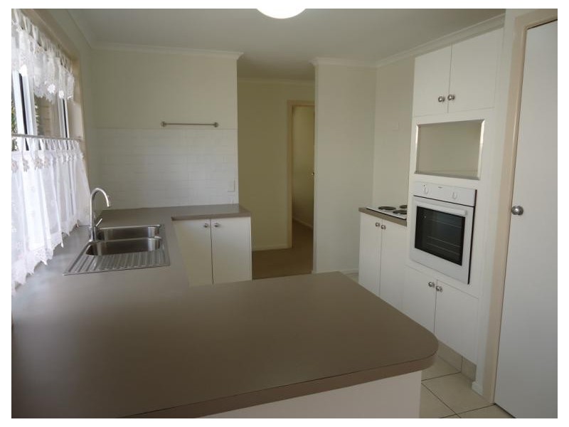 58 Studio Drive, Oxenford QLD 4210