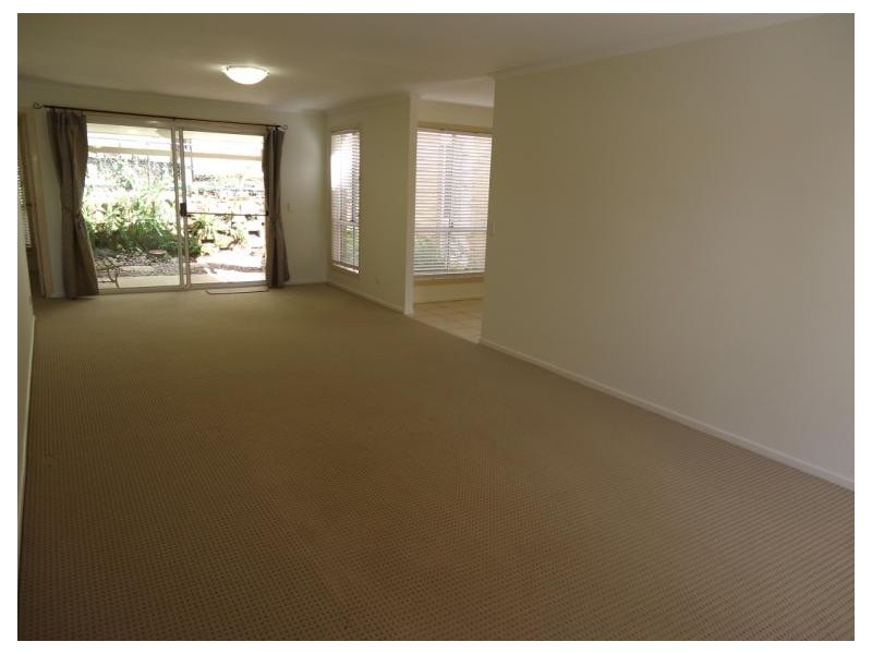 58 Studio Drive, Oxenford QLD 4210