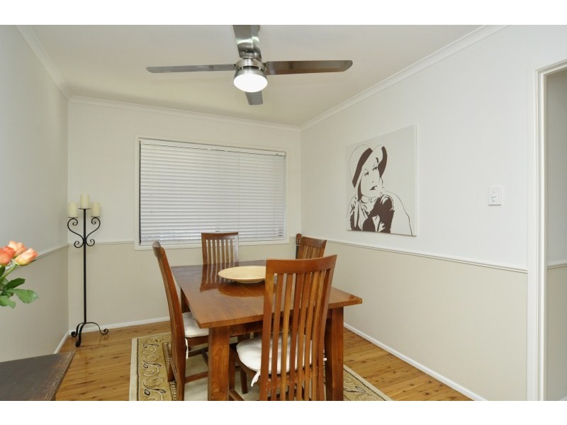 2/13 Errol Avenue, Paradise Point QLD 4216