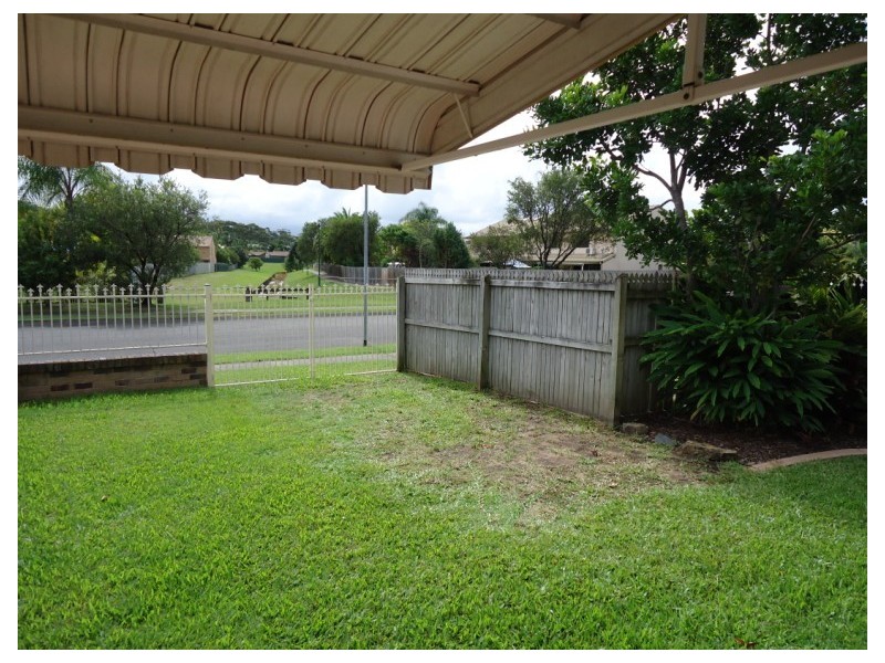 1/116 Little Usher Avenue, Labrador QLD 4215