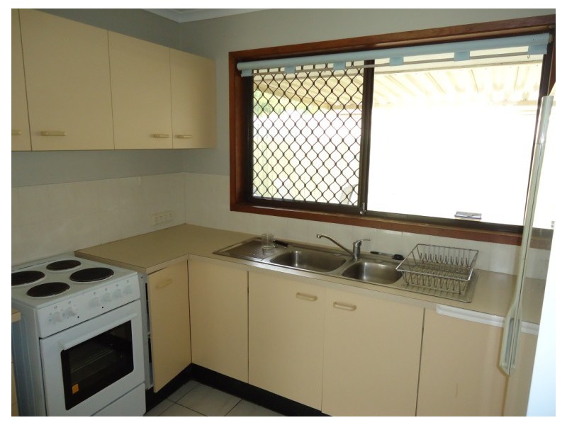 1/116 Little Usher Avenue, Labrador QLD 4215