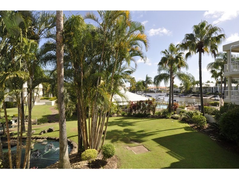 105/1 Lee Road, Runaway Bay QLD 4216