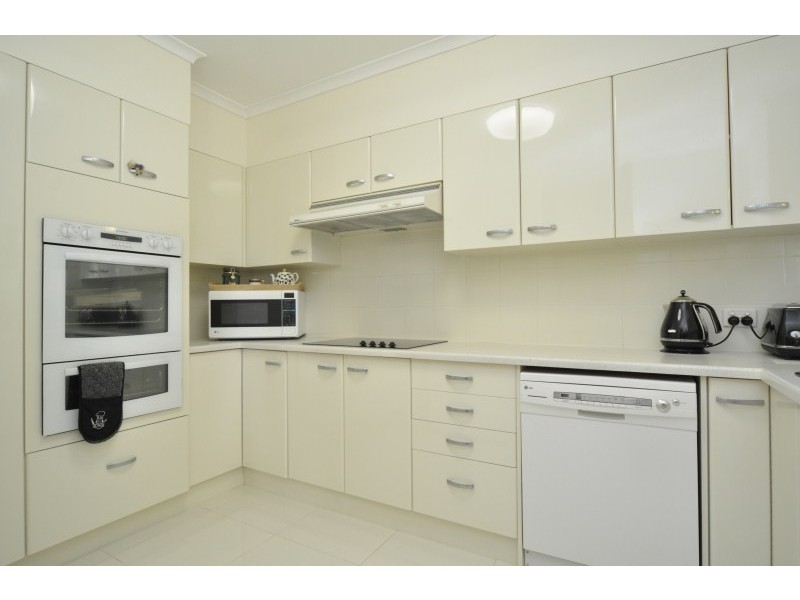 105/1 Lee Road, Runaway Bay QLD 4216