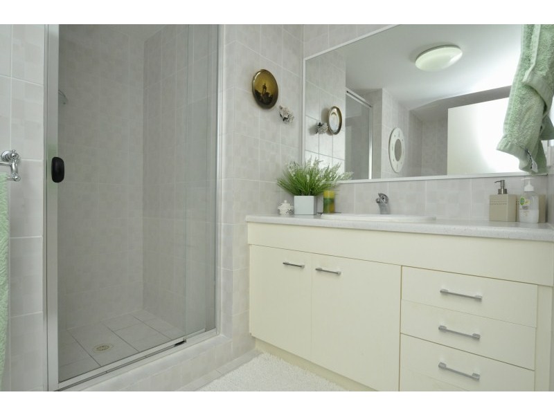 105/1 Lee Road, Runaway Bay QLD 4216