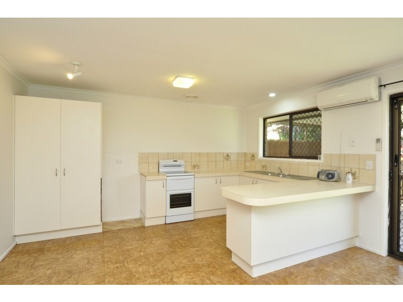 1/51 Government Road, Labrador QLD 4215