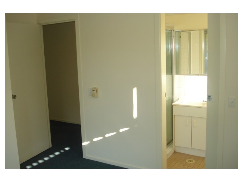 1/8 Possum Court, Coombabah QLD 4216