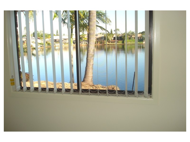 1/8 Possum Court, Coombabah QLD 4216