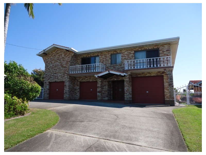 67 Whiting Street, Labrador QLD 4215