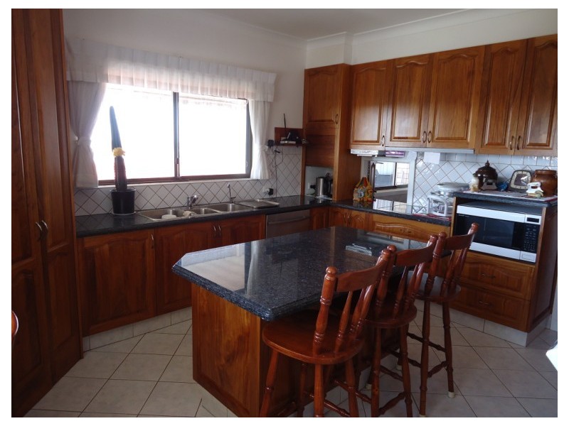 67 Whiting Street, Labrador QLD 4215