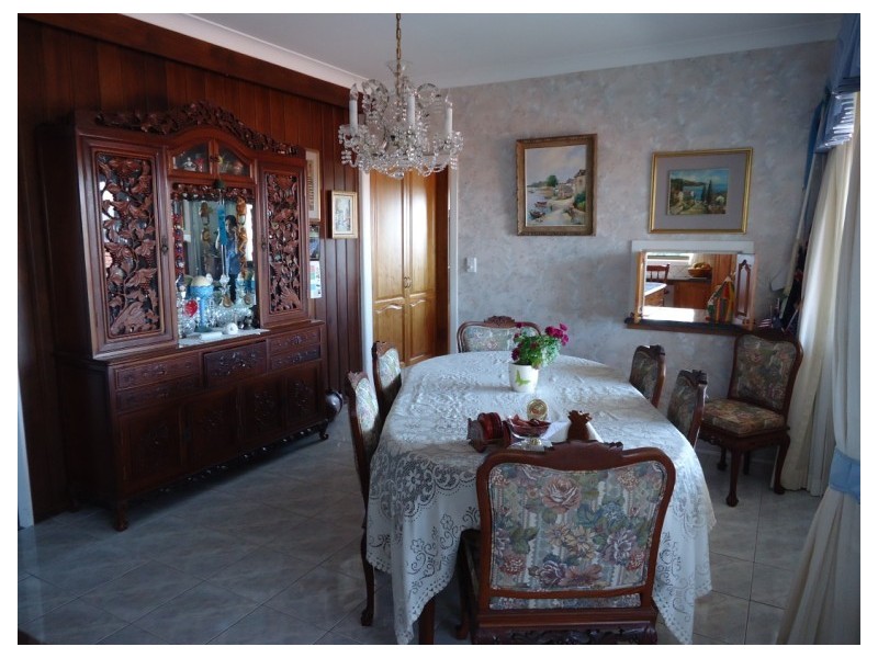 67 Whiting Street, Labrador QLD 4215