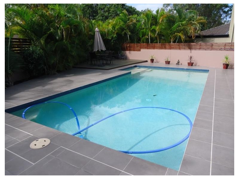 12 Torquay Place, Arundel QLD 4214