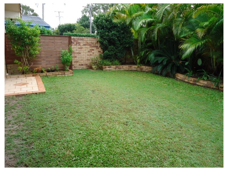 54 Victor Avenue, Paradise Point QLD 4216