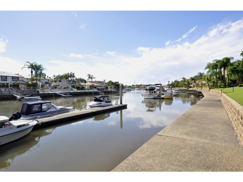 26/100 Morala Avenue, Runaway Bay QLD 4216