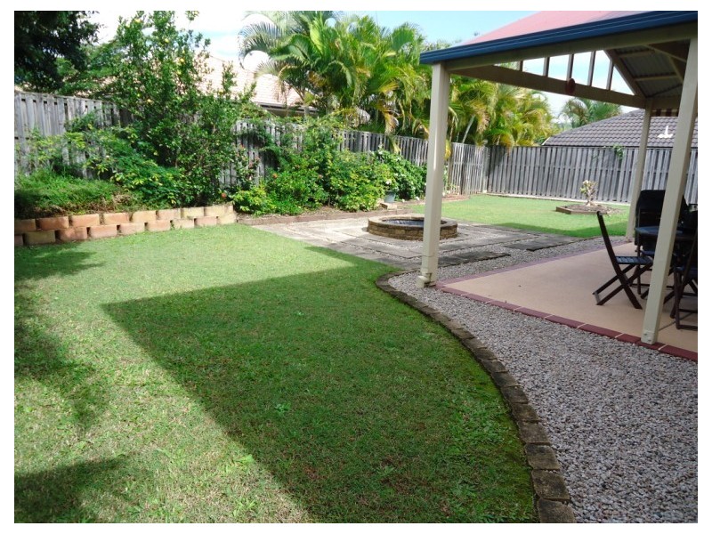 16 Brittany Drive, Oxenford QLD 4210