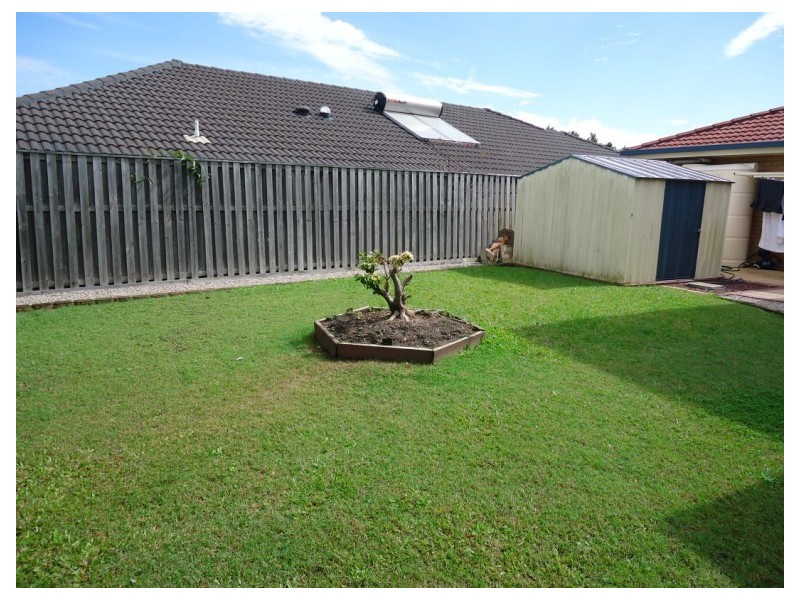 16 Brittany Drive, Oxenford QLD 4210