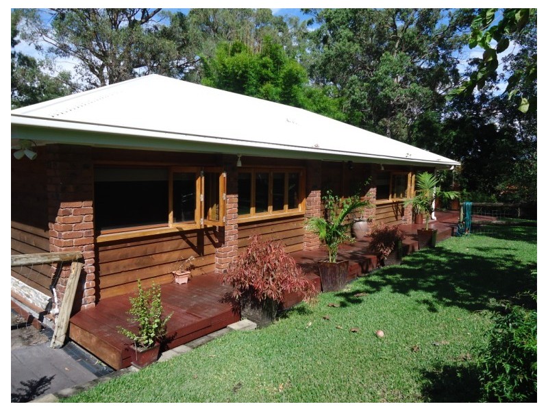 6 Derwent Avenue, Helensvale QLD 4212