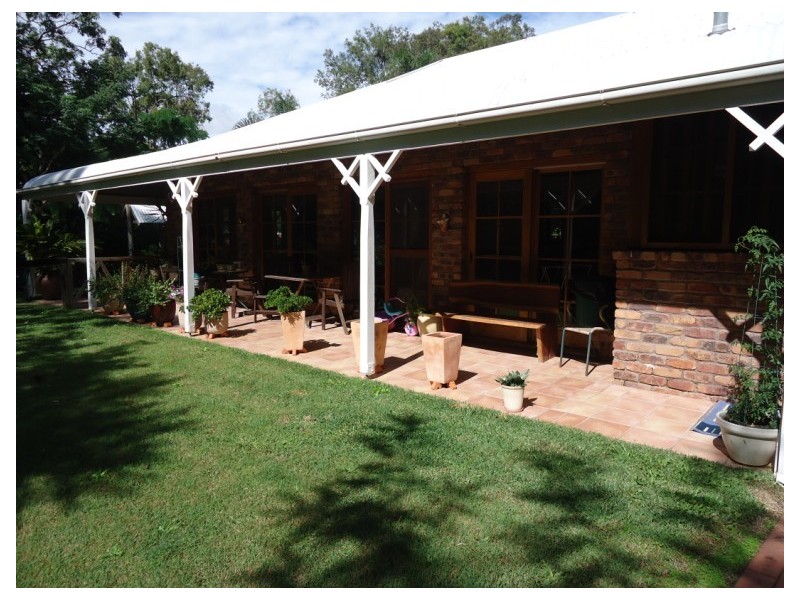 6 Derwent Avenue, Helensvale QLD 4212