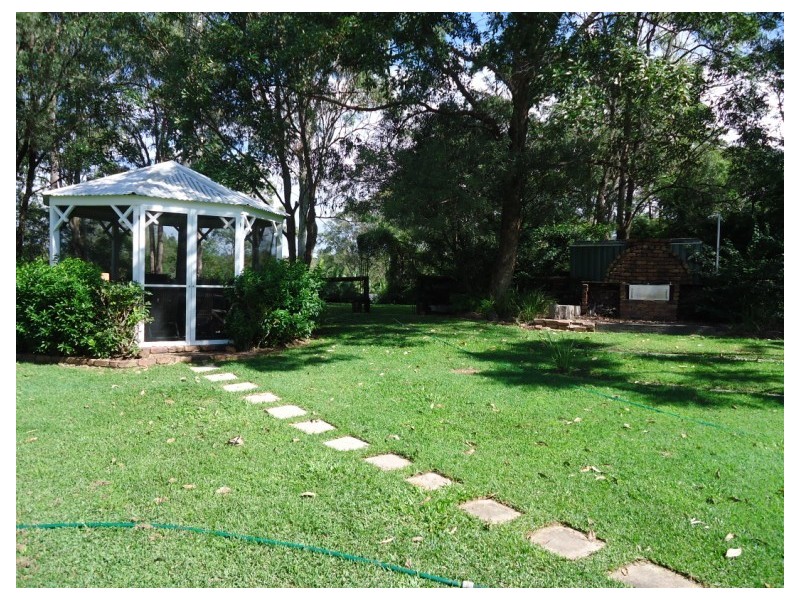 6 Derwent Avenue, Helensvale QLD 4212