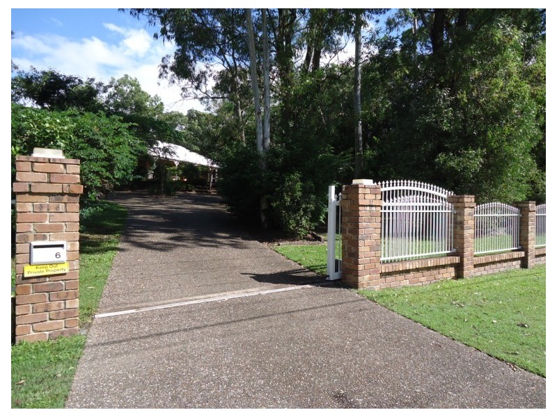 6 Derwent Avenue, Helensvale QLD 4212