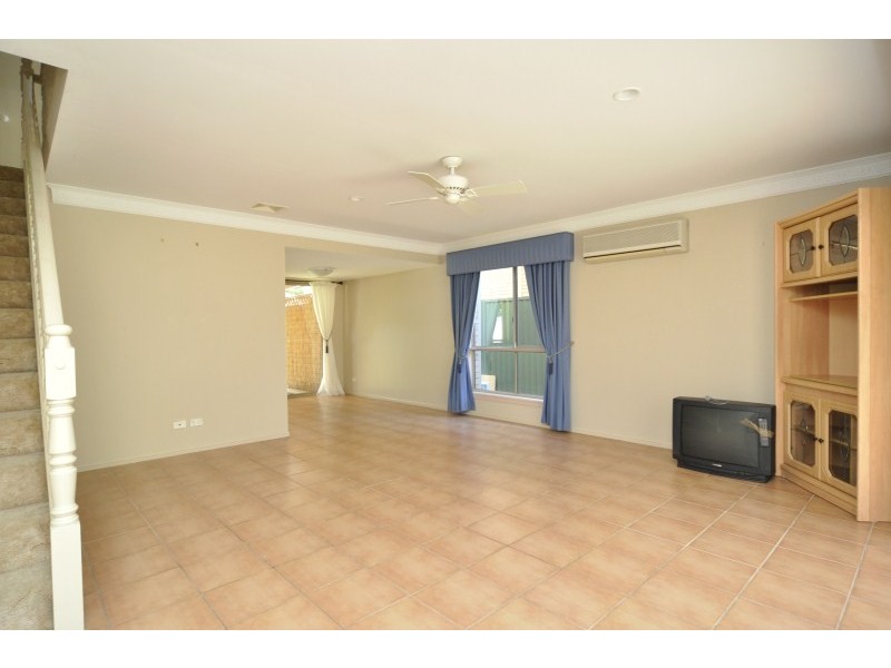 9/348 Oxley Drive, Coombabah QLD 4216