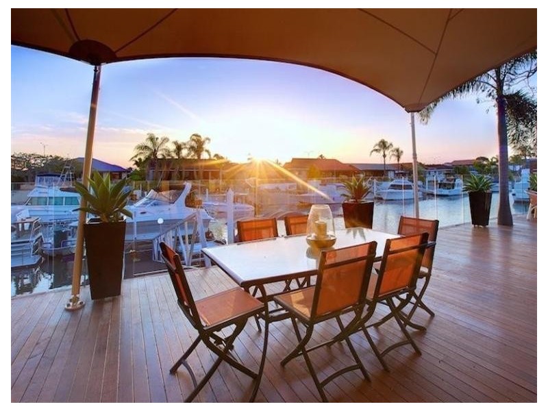 16 O’Grady Drive, Paradise Point QLD 4216