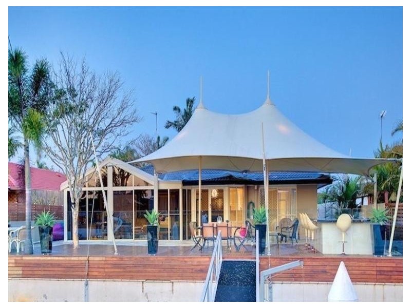 16 O’Grady Drive, Paradise Point QLD 4216