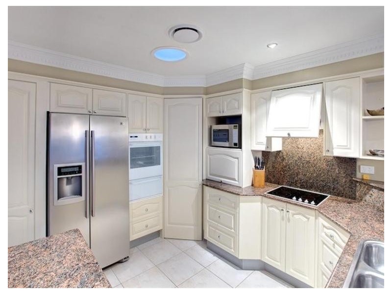 16 O’Grady Drive, Paradise Point QLD 4216