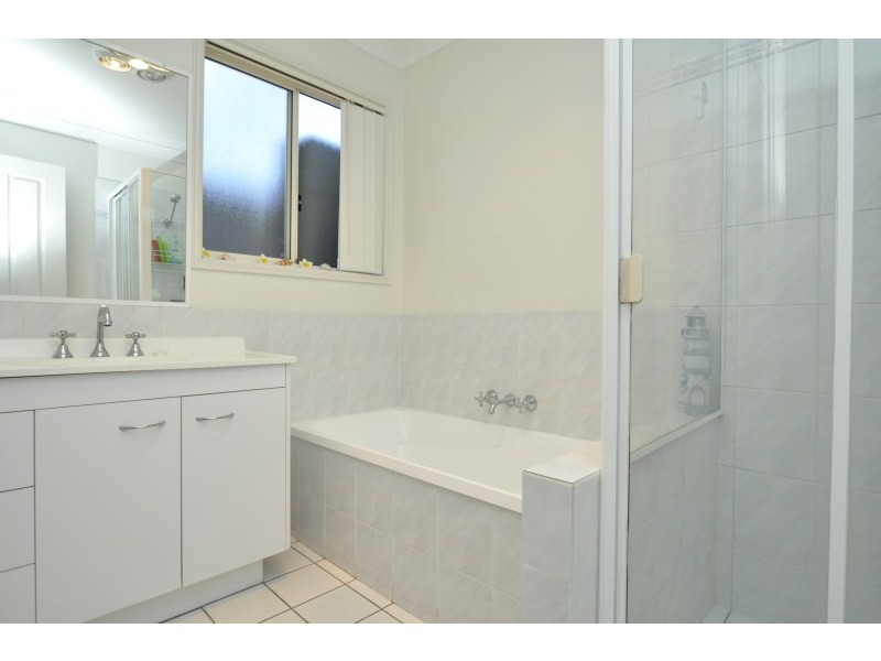 37 Myola Court, Coombabah QLD 4216