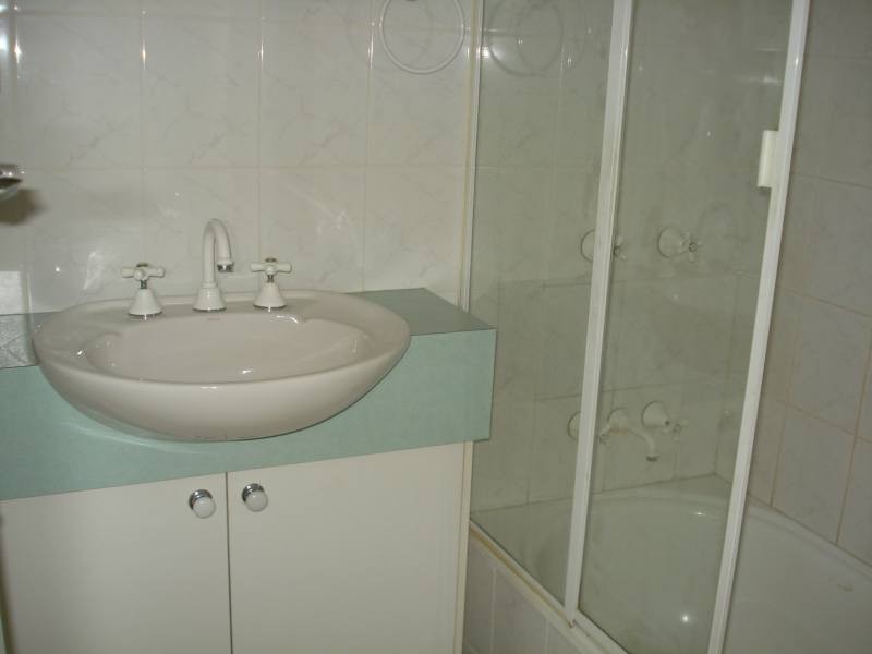 22 Vaggelas Crescent, Biggera Waters QLD 4216