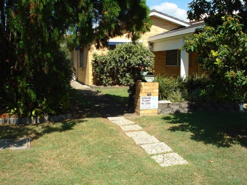 22 Vaggelas Crescent, Biggera Waters QLD 4216
