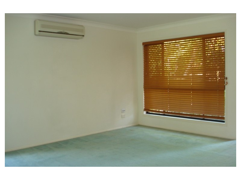 12 Hialeah Crescent, Oxenford QLD 4210
