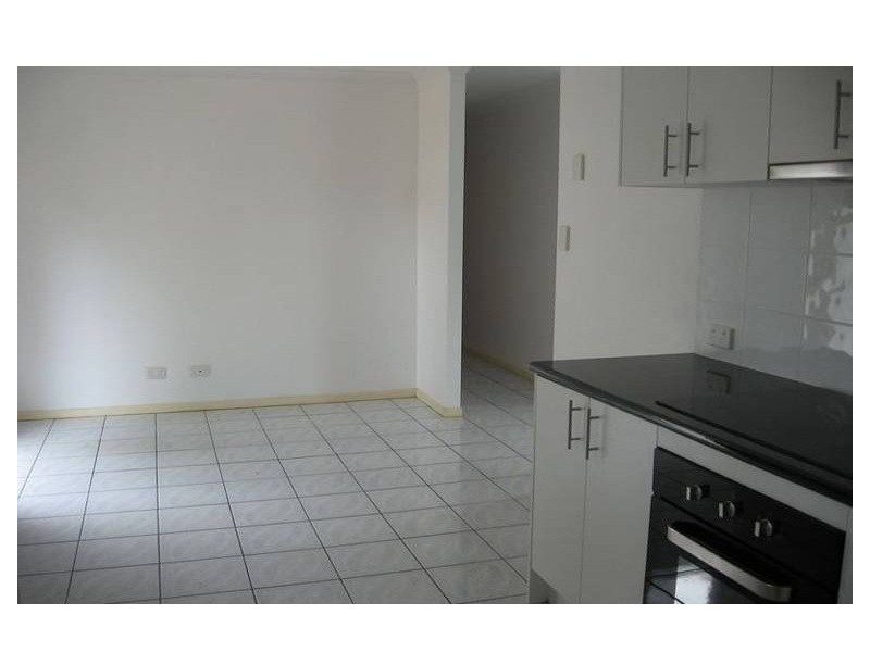 32 Hepworth Street, Arundel QLD 4214